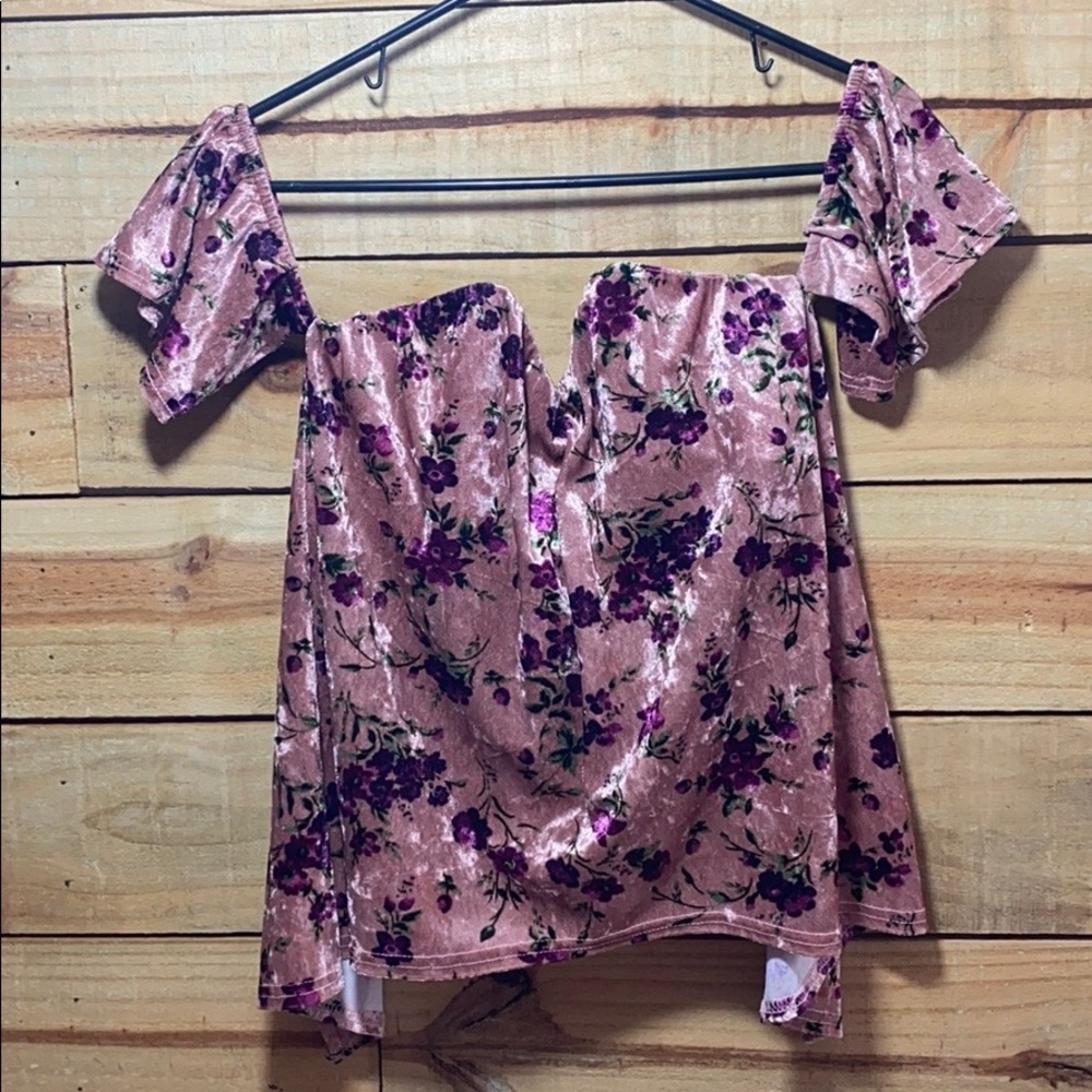 Women’s off the shoulder blouse.